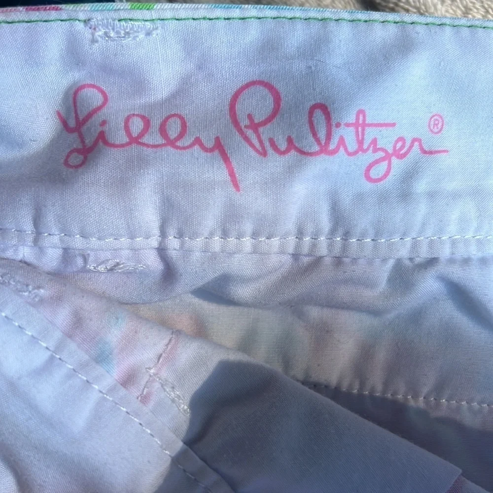 Lilly Pulitzer Losbtah Roll Chipper Shorts - Picture 7 of 10